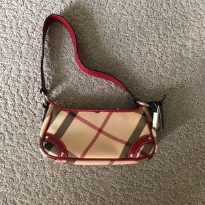 Burberry purse